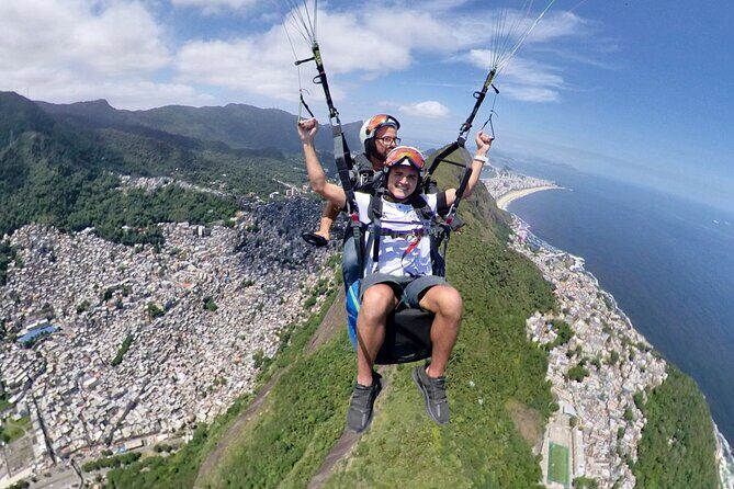 Paragliding Tandem Flight in Rio de Janeiro - The Flight Window: 10–20 Minutes Above Rio and Guanabara Bay