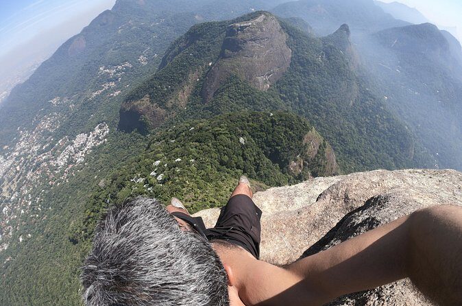 Pedra da Gávea - hiking tour with safety equipment - The Sergio factor: tailored pacing and photo help