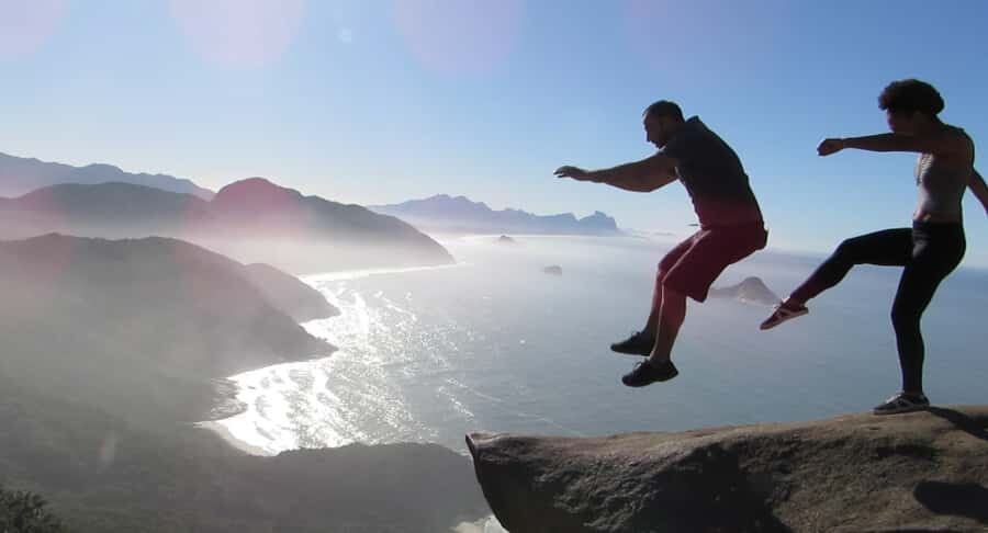 Pedra do Telégrafo Hike and Beach Full-Day Tour - How the 4-hour plan really feels (and why the timing matters)