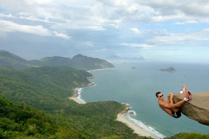 Pedra do Telégrafo Hiking & Relax in a Wild Beach - Pedra do Telégrafo: why this hike earns its reputation