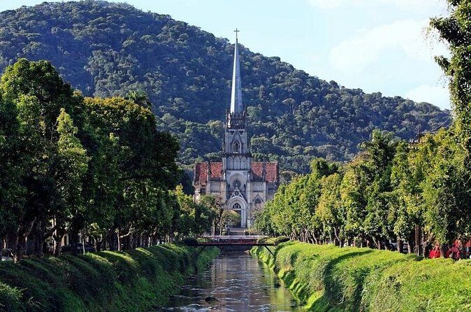 Petrópolis City and Brewery Bohemia Tour - Best of Rio's Mountains - Relógio das Flores: a calm finish after the schedule sprint