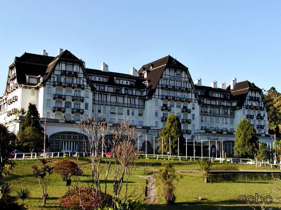 Petrópolis: Imperial City Tour - Quitandinha Palace: Casino-Hotel Glam in Petrópolis
