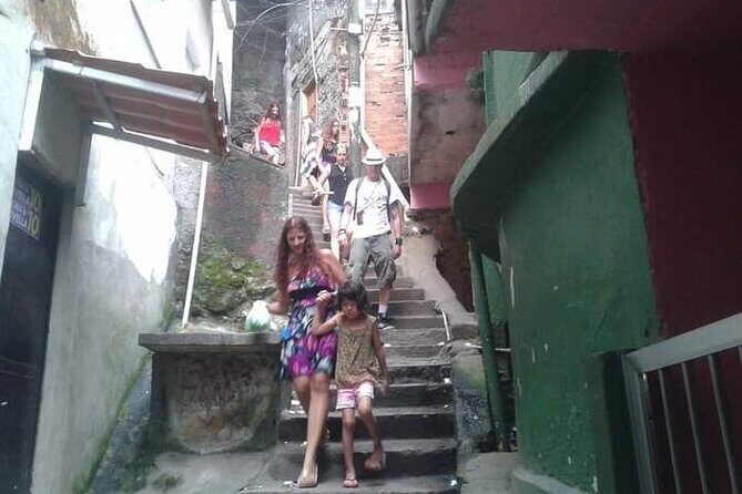 Private 2-Hours Sightseeing Walking Tour in Rocinha and moto-taxi - What the Walking Portion Actually Gives You