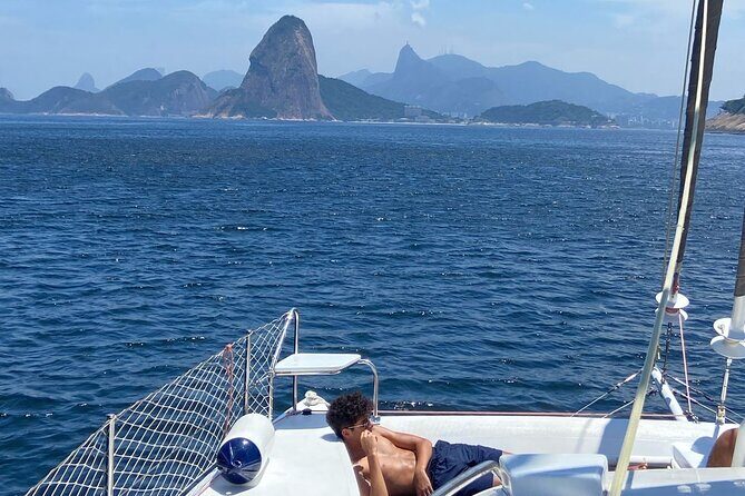 Private Catamaran Tour - Velas do Rio - Sailing Out of Marina da Glória and the Urca Photo Corridor