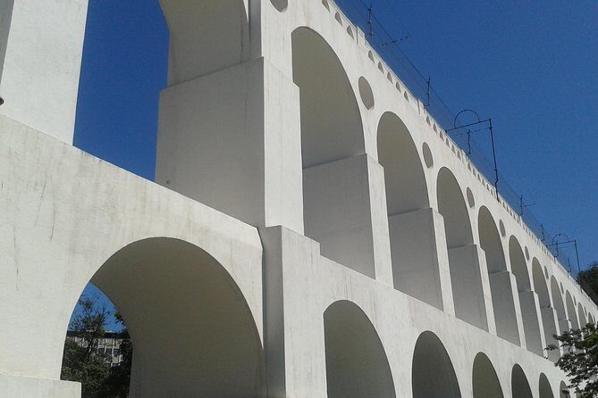 Private Tour - Historic Rio Walk - For 1-6 PAX - Downtown on foot - The Library Rooms Stop: short, practical, and surprisingly useful