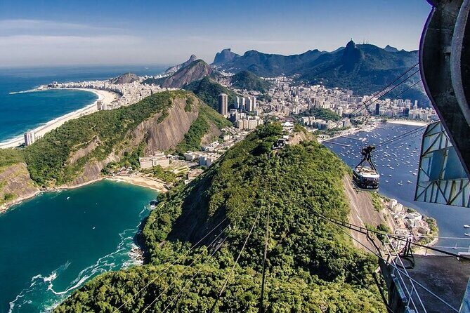 Private transfer from the city of Rio to the GIG Airport - Service Details That Make the Transfer Feel Legit
