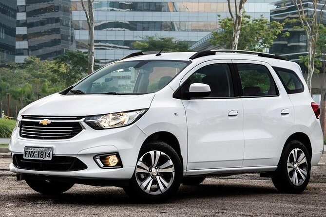 Private transfer Minivan GIG Rio Galeao airport up to 6 pax to Zona Sul - A 1-hour minivan ride that doubles as your first Rio orientation