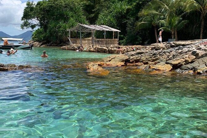 Private VIP Paradise Ilha Grande Speed Boat and Transfer from Rio - Camiranga Beach and the quick-love-story stops