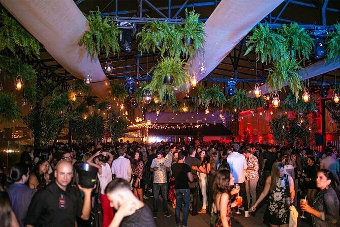 Pub Crawl in Rio with Transfer - Optional VIP upgrade: when it’s a smart move