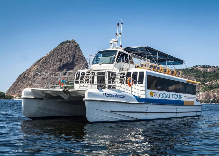 Rio: Boat Tour of Guanabara Bay - Crossing to Niterói: Bridge Views and Niemeyer’s MAC