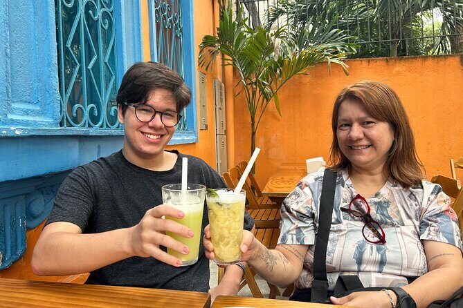 Rio: Copacabana Food Tour with 7 Tastings and Local Flavors - The 11:00am Start: Quiosque Areia MPB and Chilled Coconut Water