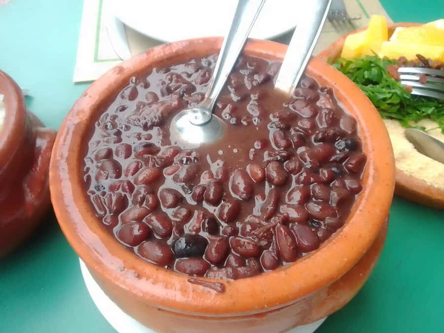Rio de Janeiro: Barra da Tijuca Walk & Food Tour with Drinks - Jardim Oceânico to the Food Stops: Walking Pace and Timing