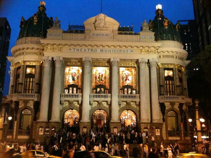 Rio de Janeiro: Downtown Walking Tour - Key things you’ll notice on this Downtown Rio walk