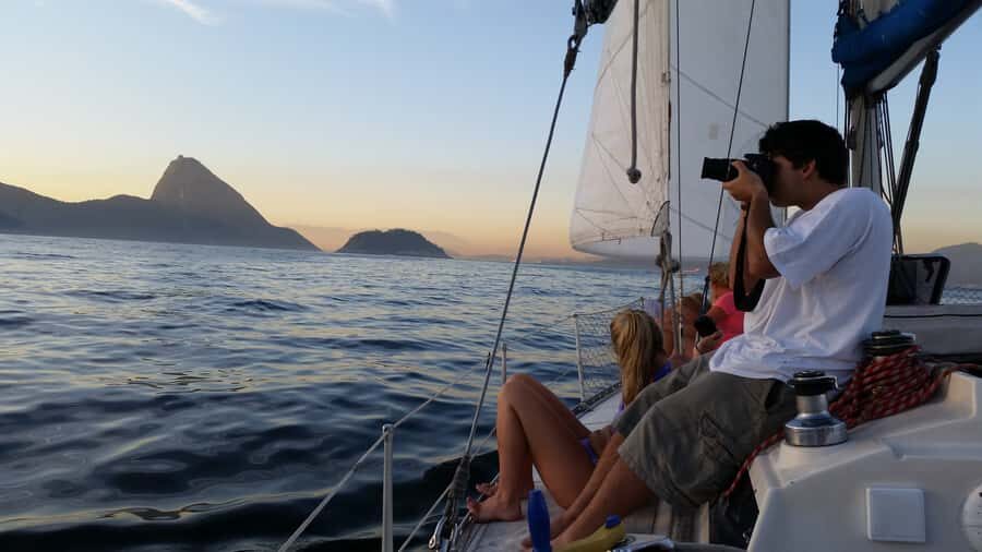 Rio de Janeiro: Guanabara Bay Sunset Sailing Tour & Drinks - Key things that make this Rio sunset sailing tour worth your time