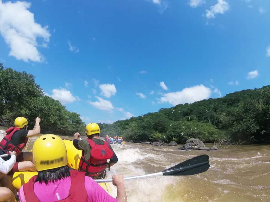 Rio de Janeiro: Guided River Rafting Tour - Lunch in Três Rios and how the break actually helps