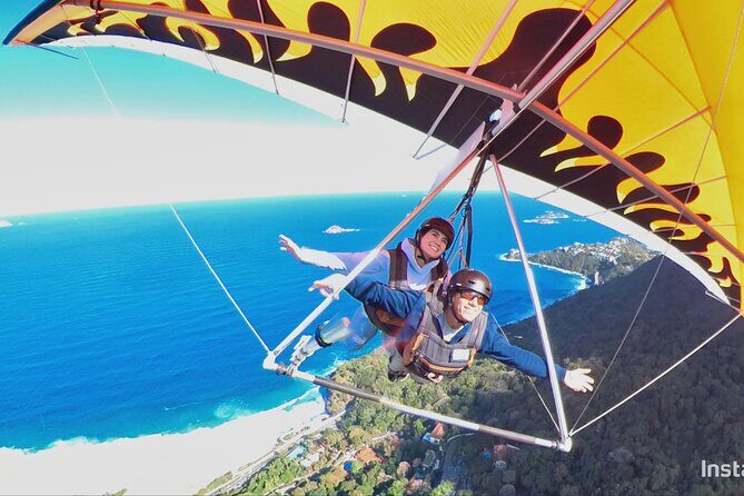 Rio de Janeiro Hang Gliding Experience - Meeting in São Conrado and getting to the launch