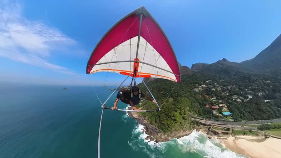 Rio de Janeiro: Hang Gliding or Paragliding Experience - Entering the Day: Meeting at Building 1500 by São Conrado