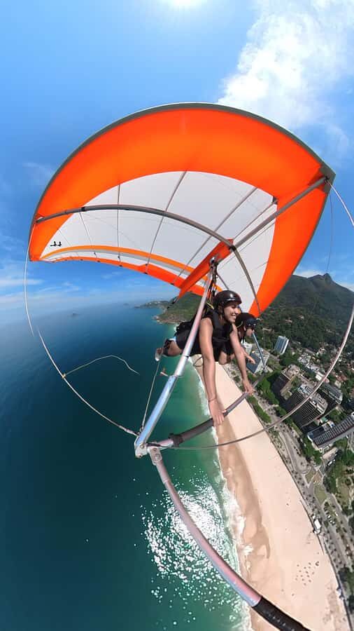 Rio de Janeiro: Hang Gliding or Paragliding Flights - Meeting at São Conrado Beach: how to avoid delays