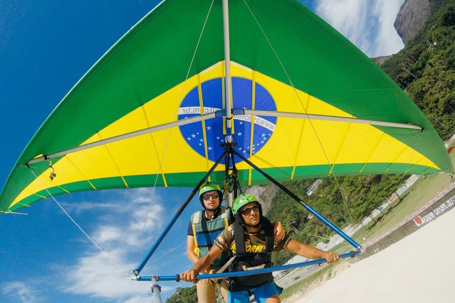 Rio de Janeiro: Hang Gliding Tandem Flight - Getting there: hotel or subway pickup, then the jeep into Tijuca