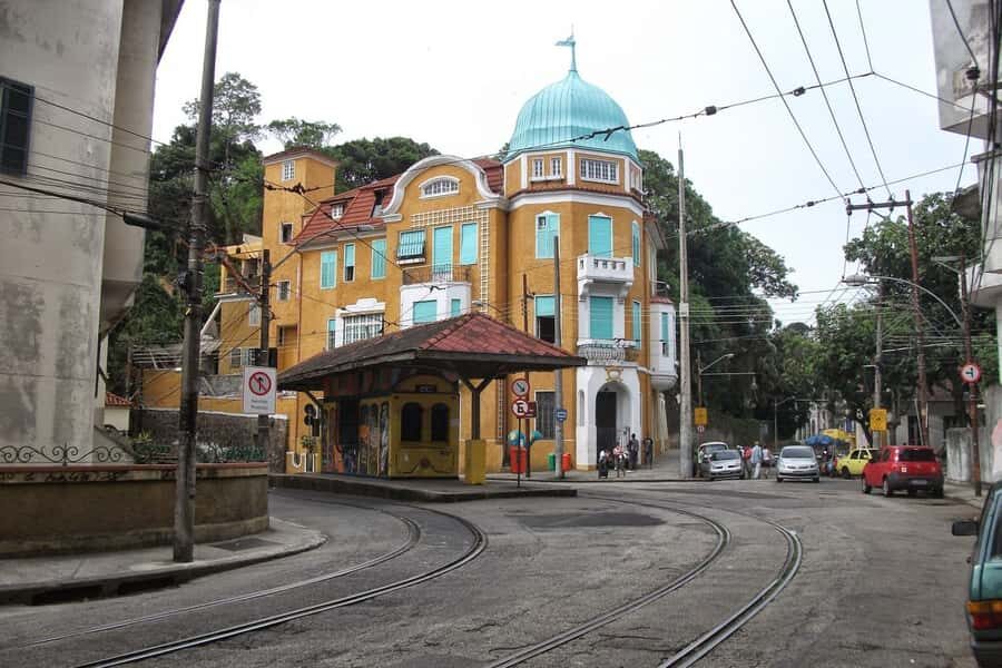 Rio de Janeiro: Historic Rio and Santa Teresa Half-Day Tour - Parque das Ruínas and Laurinda Santos: ruins that became a cultural center