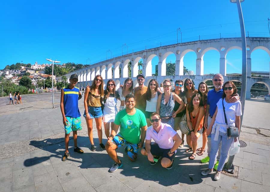 Rio de Janeiro: Historical Downtown and Lapa Walking Tour - Modern buildings vs. older power-era architecture