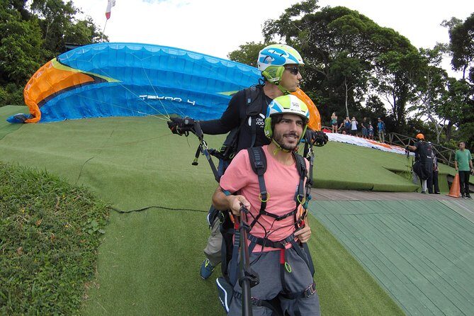 Rio de Janeiro Parapente Flight Team Veteran - Bom Voo Rio: what happens before you ever leave the ground