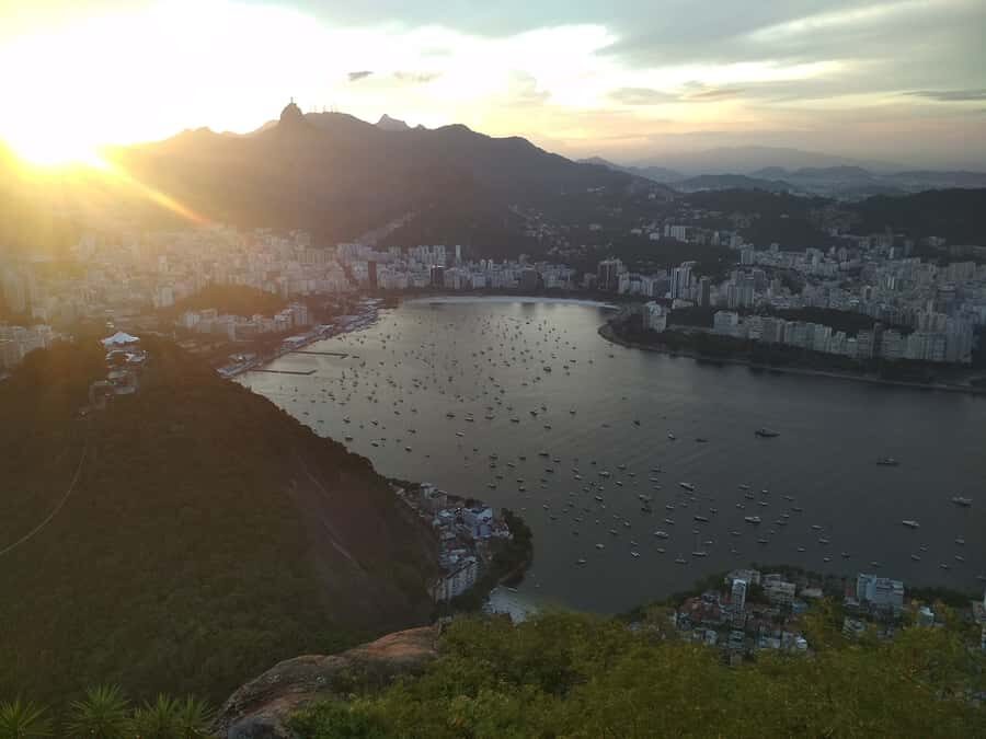 Rio de Janeiro: Private Day Tour with lunch - Lunch Included: Plan Around Food, Not Drinks