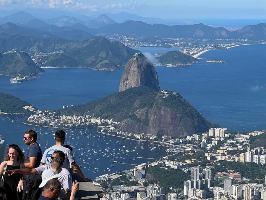 Rio de Janeiro: Private Full-Day Highlights Tour - Private driver + local guide: the fastest way to see Rio well