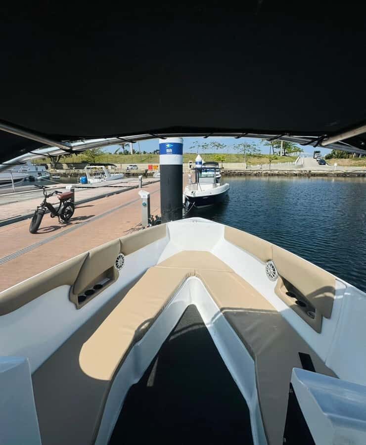 Rio de Janeiro: Private Speedboat Trip - The Core Experience: Speedboat Comfort Meets a Real Meal