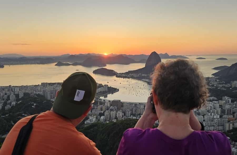 Rio de Janeiro: Private Sunrise Tour at Mirante Dona Marta - The guide factor: why Guilherme-style hosting matters