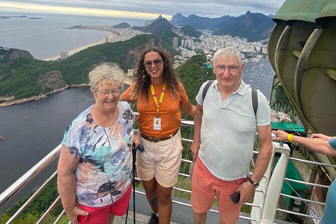 Rio de Janeiro Private Tour with Christ, Sugar Loaf and More - Downtown Rio stops: Maracanã and the Sambadrome from outside