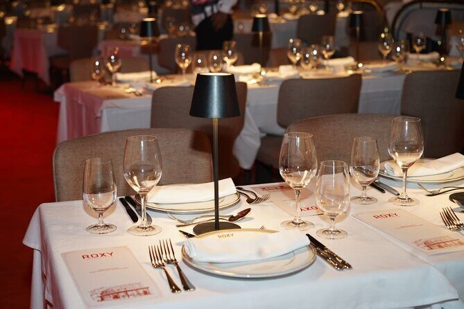 Rio de Janeiro: Roxy Dinner Show With Transfer - Who this is best for (and who might want something else)