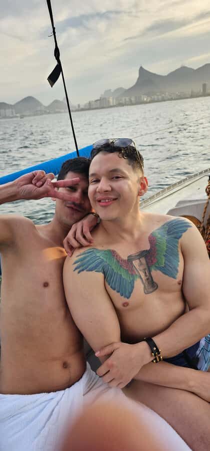 Rio de Janeiro: Sailing Sunset Tour with Snacks and Drinks - Turning toward Rio or Niterói: the bay connects the city