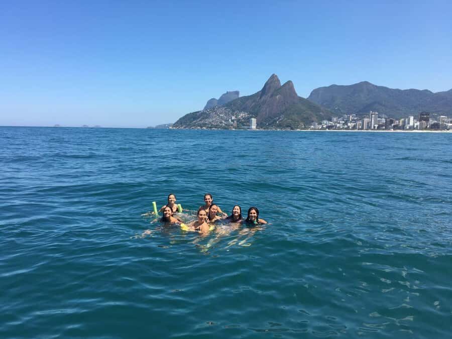 Rio de Janeiro: SpeedBoat Tour - Beach Tour with Beer - Niterói and the Art Museum Pass: A Different Side of the Bay