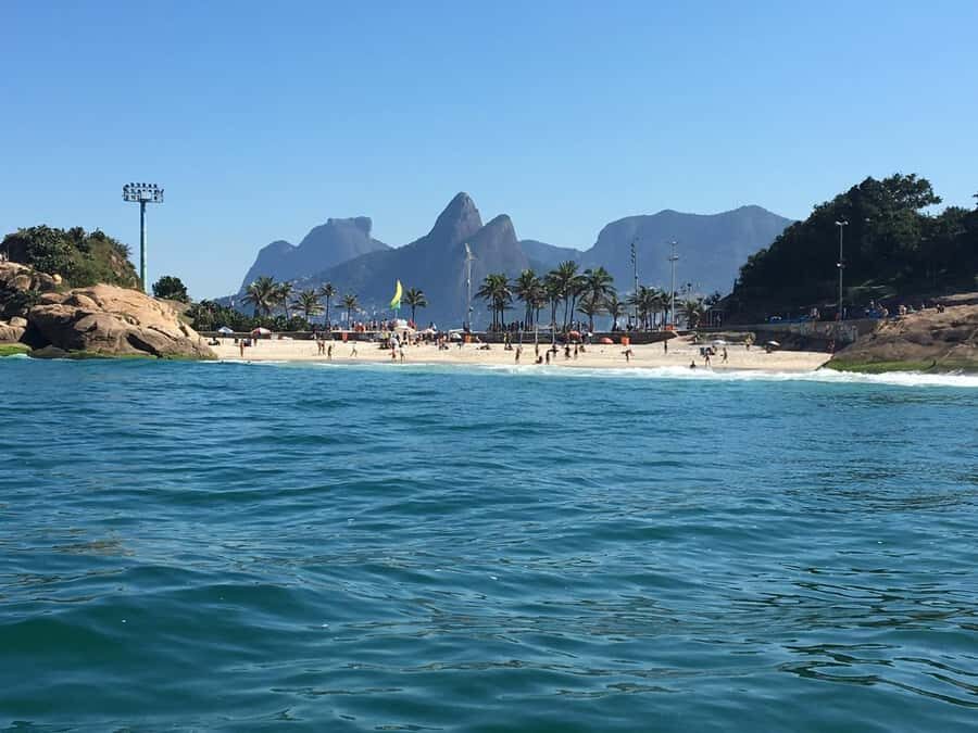 Rio de Janeiro: SpeedBoat Tour - Beach Tour with Beer - Drinks, Stories, and the Captain Factor (This Is Where It Gets Personal)