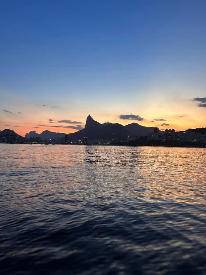 Rio de Janeiro: SpeedBoat Tour - Sunset with Beer - Meeting at Flutuante Rio: the easiest start to your evening