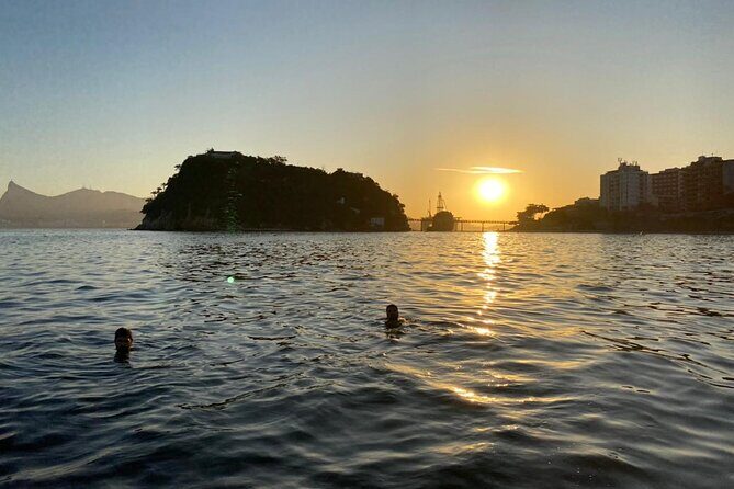 Rio de Janeiro: Speedboat Tour with Sunset and Beer! - Speedboat views: why this route feels like Rio