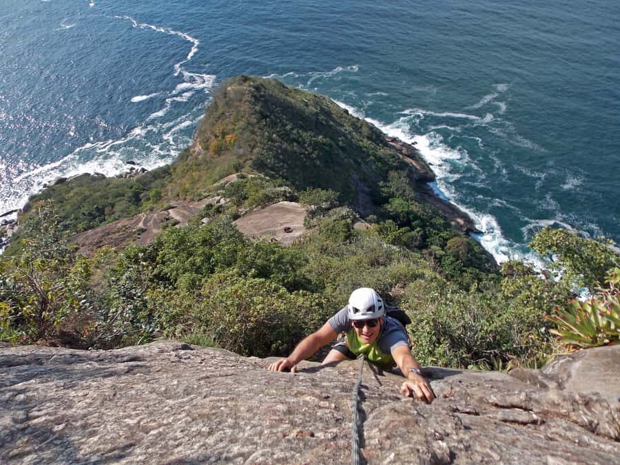 Rio de Janeiro: Sugarloaf Mountain Hike and Climb - Meeting at Urca and starting your hike from Pista Claudio Coutinho