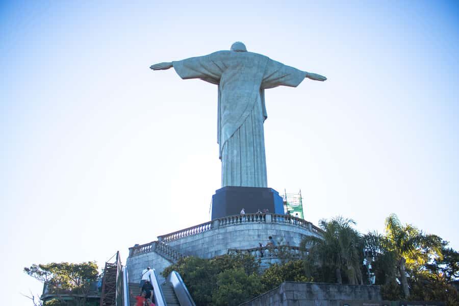 Rio de Janeiro: Sunrise at Observatory & Christ the Redeemer - The guide and driver factor: why small groups feel worth paying for
