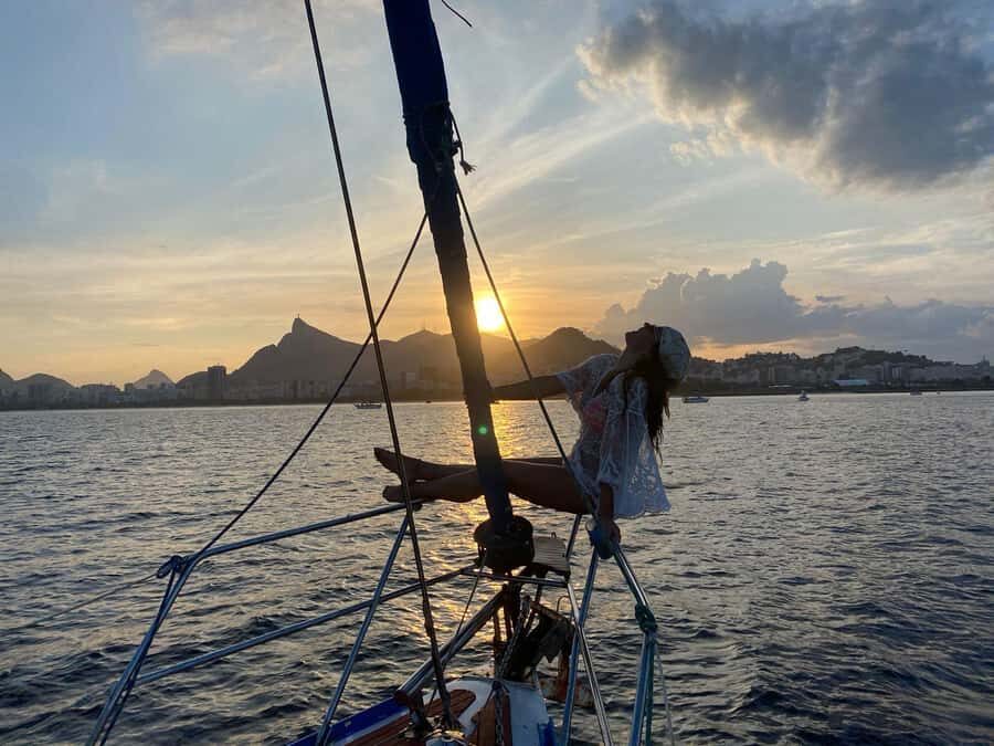 Rio de Janeiro: Sunset Sailboat Tour with Open Bar - From Urca to Guanabara: The Ride Starts the Moment You Arrive