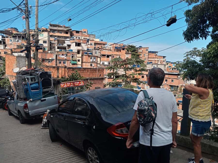 Rio de Janeiro: the biggest favela tour in Rio, lest go! - Getting there: meeting point, scooter time, and what optional rides mean