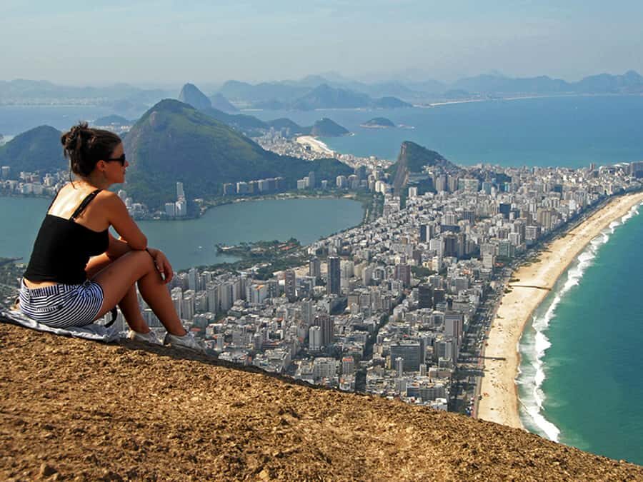 Rio de Janeiro: Vidigal Favela Tour and Two Brothers Hike - Getting up and around: mototaxis, pace, and group size