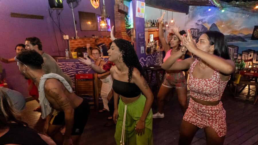 Rio Experience: Caipirinha Workshop (2 Caipis) + Funk Class - Practical tips so the night feels smooth