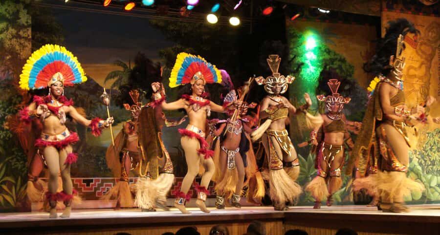Rio: Ginga Tropical Folkloric Show & Optional Dinner - Ginga Tropical and Rio’s regional dance map