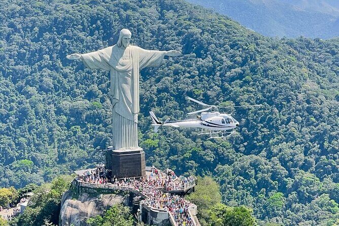 Rio : Helicopter tour at Christ the Redeemer - 30 minutes - Price and Logistics: what $229.37 really means