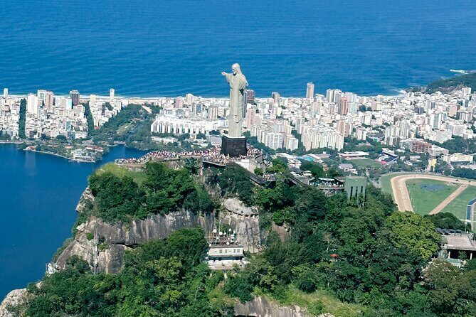 Rio : Helicopter tour at Christ the Redeemer - 30 minutes - Safety, motion, and anxiety: what usually helps