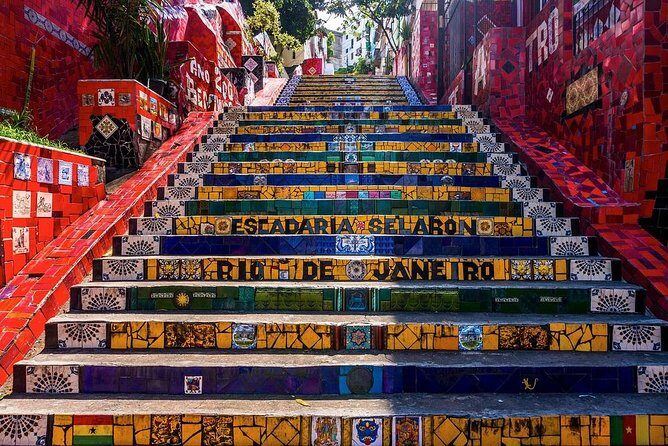 Rio Historic Center Walking Tour with Typical Brazilian Lunch - Cinelândia at 9:00 am: start where Rio shows off