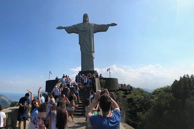 Rio in Style: A Journey Thru Corcovado, Sugarloaf, Selaron - Morning Start: Copacabana, Ipanema, and the View-Day Energy