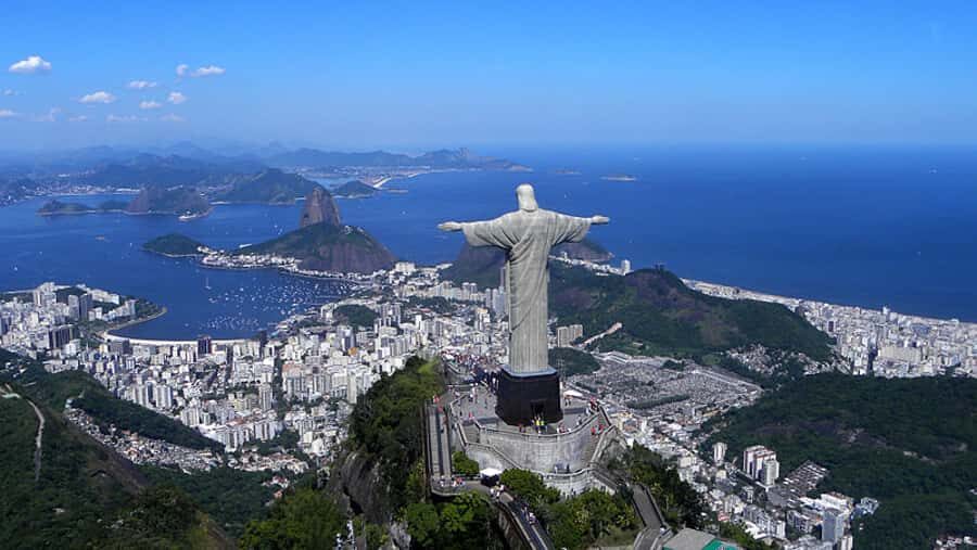 Rio: Maracanã Stadium & Christ the Redeemer by Rack Railway - Maracanã Stadium: the outside lap that sets expectations fast