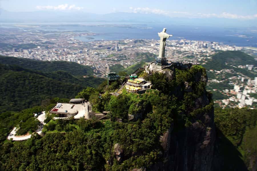 Rio: Maracanã Stadium & Christ the Redeemer by Rack Railway - Cosme Velho and the rack railway ride through Tijuca Forest